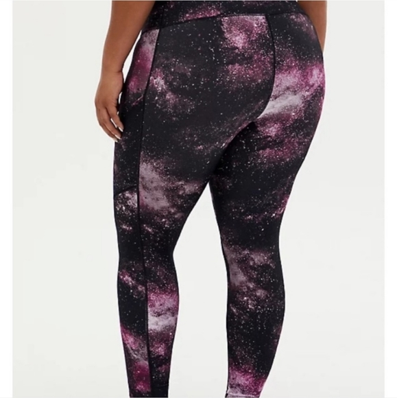 Torrid Galaxy Print Active Leggings 3x - Picture 4 of 4